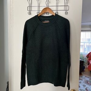 NWT Abercrombie Emerald Green Crewneck Sweater